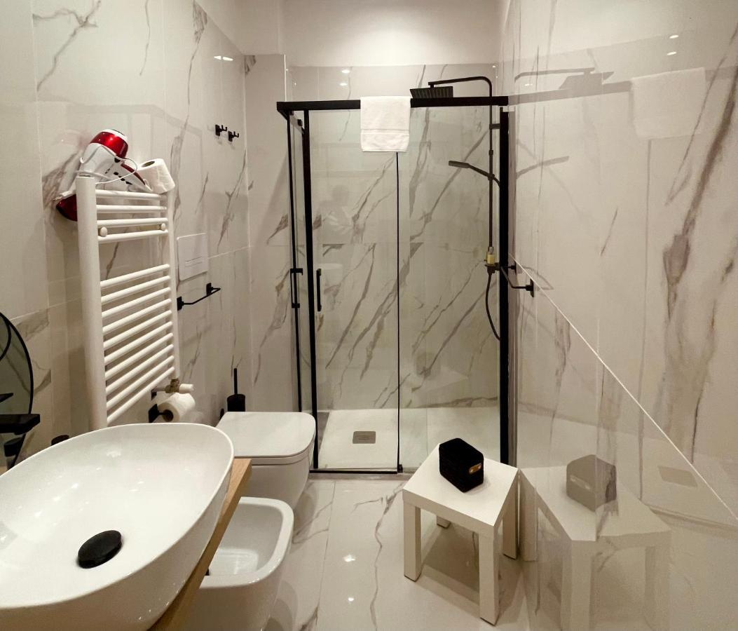La Suite Di Dante Napoli Extérieur photo